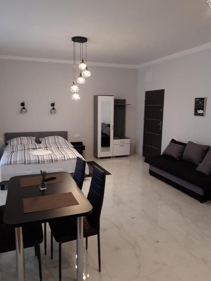 Apartamenty Polna Ostrowiec Świętokrzyski Extérieur photo